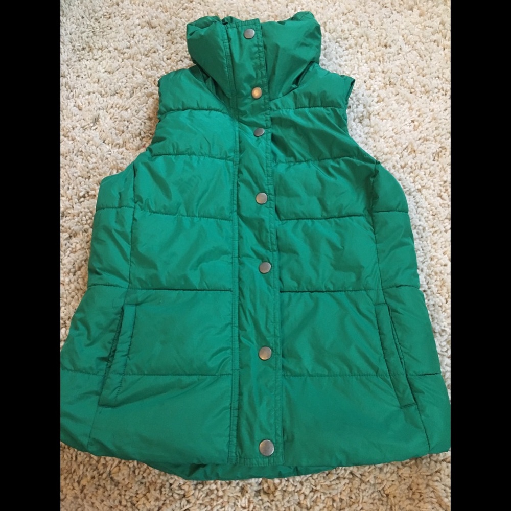 Old Navy Green Fleece Lined Puffer Vest
